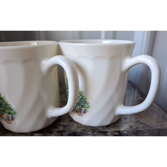2 Vintage Salem Porcelle Christmas Tree Wreath Coffee Tea Cup Mug Made in France - Picture 8 of 8